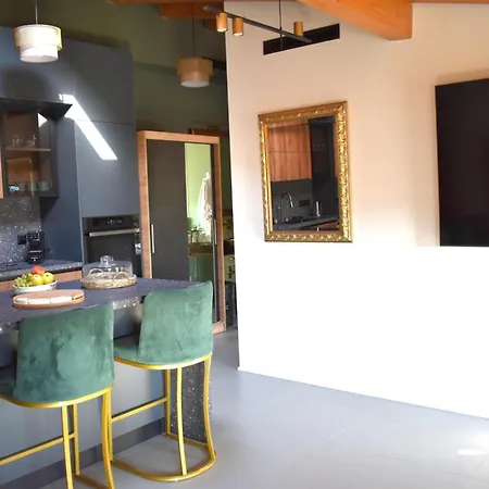 Skyview Apartamento *